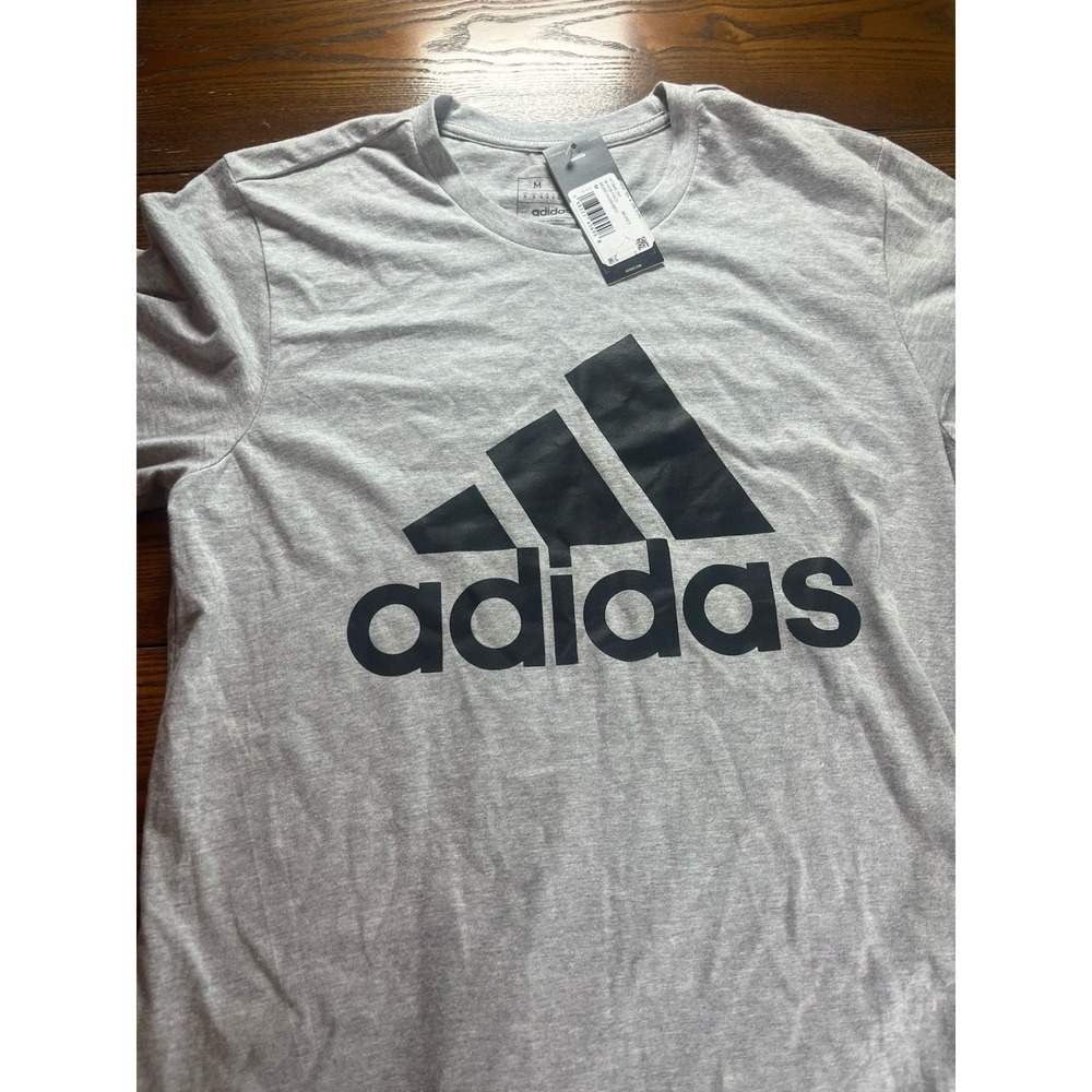 NEW Adidas Logo T Shirt Medium Gray Adult Size Short Sleeve Shirt Mens Regular